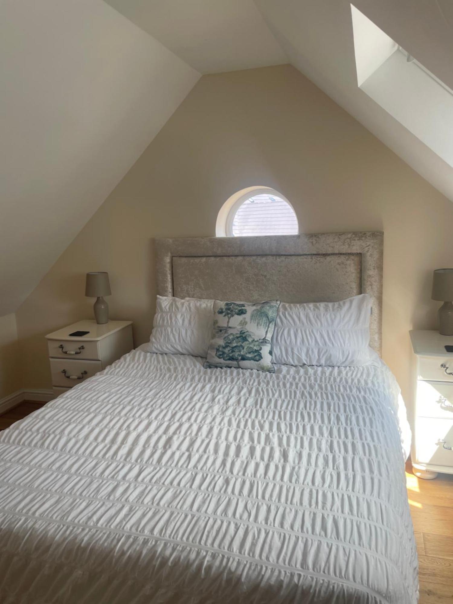 Honeyberry Cottage -Part Of Alton Cottages Exteriör bild